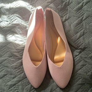 Pink woman’s flats size 9